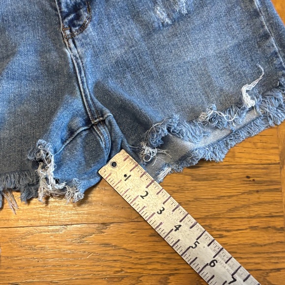 Judy Blue Women's Frayed Hem Jean Shorts - Blue - Picture 8 of 9